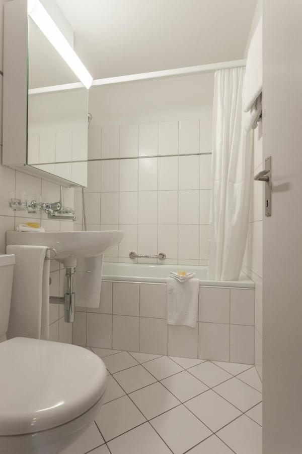 Ema House Serviced Apartments Aussersihl Zurich Extérieur photo