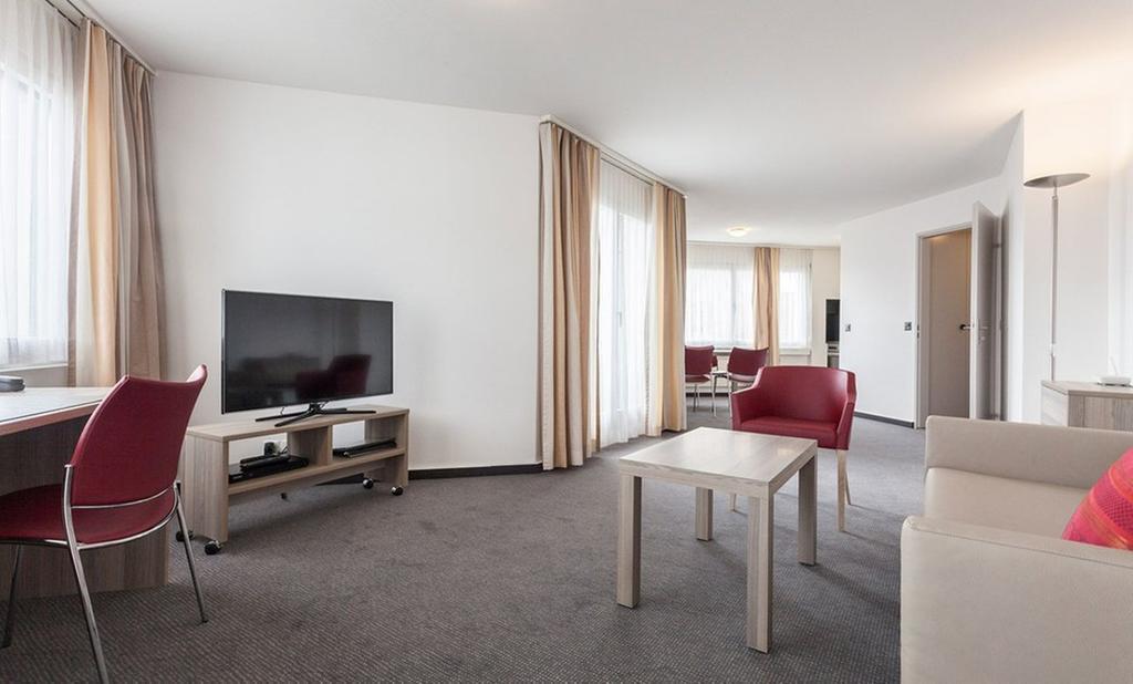 Ema House Serviced Apartments Aussersihl Zurich Extérieur photo